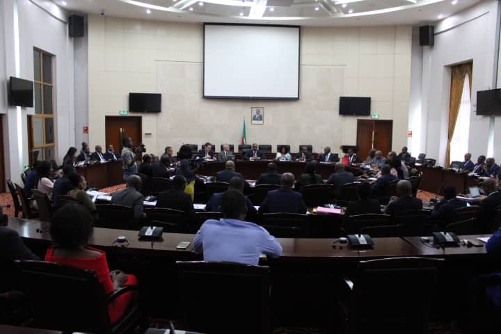Misión de seguimiento a la implementación del programa de tres años respaldado por el Servicio Ampliado del Fondo (SAF)
