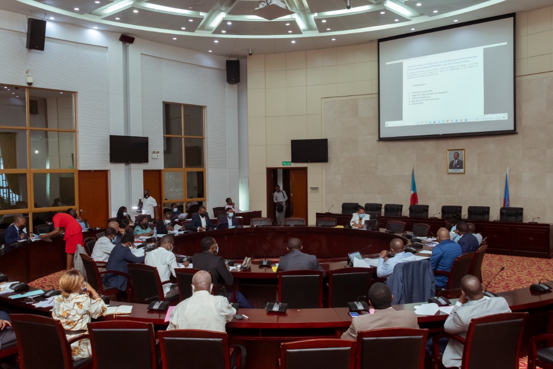 REUNIÓN DE CONCERTACIÓN  SOBRE LA CUANTIFICACIÓN DEL PRIMER PLAN QUINQUENAL 2025 CON LOS DEPARTAMENTOS MINISTERIALES.
