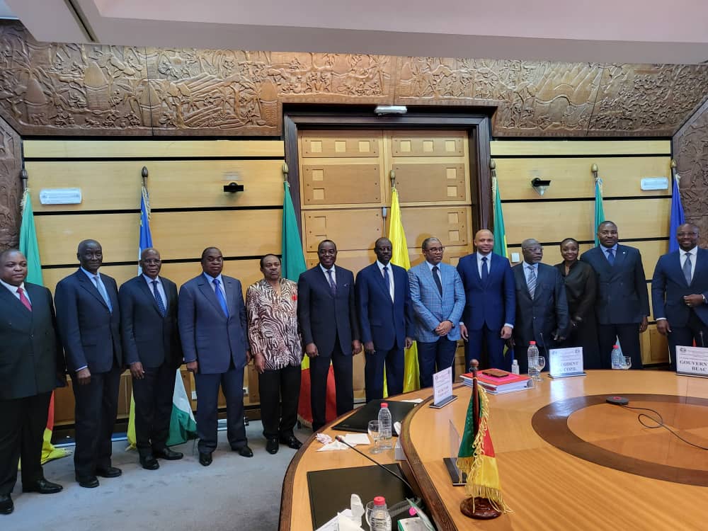El Ministro de Hacienda, Economía y Planificación participa en la Decimoséptima Sesión Ordinaria del Comité de Pilotaje del Programa de Reformas de la Comunidad Económica y Monetaria del África Central (COPIL-PREF-CEMAC)