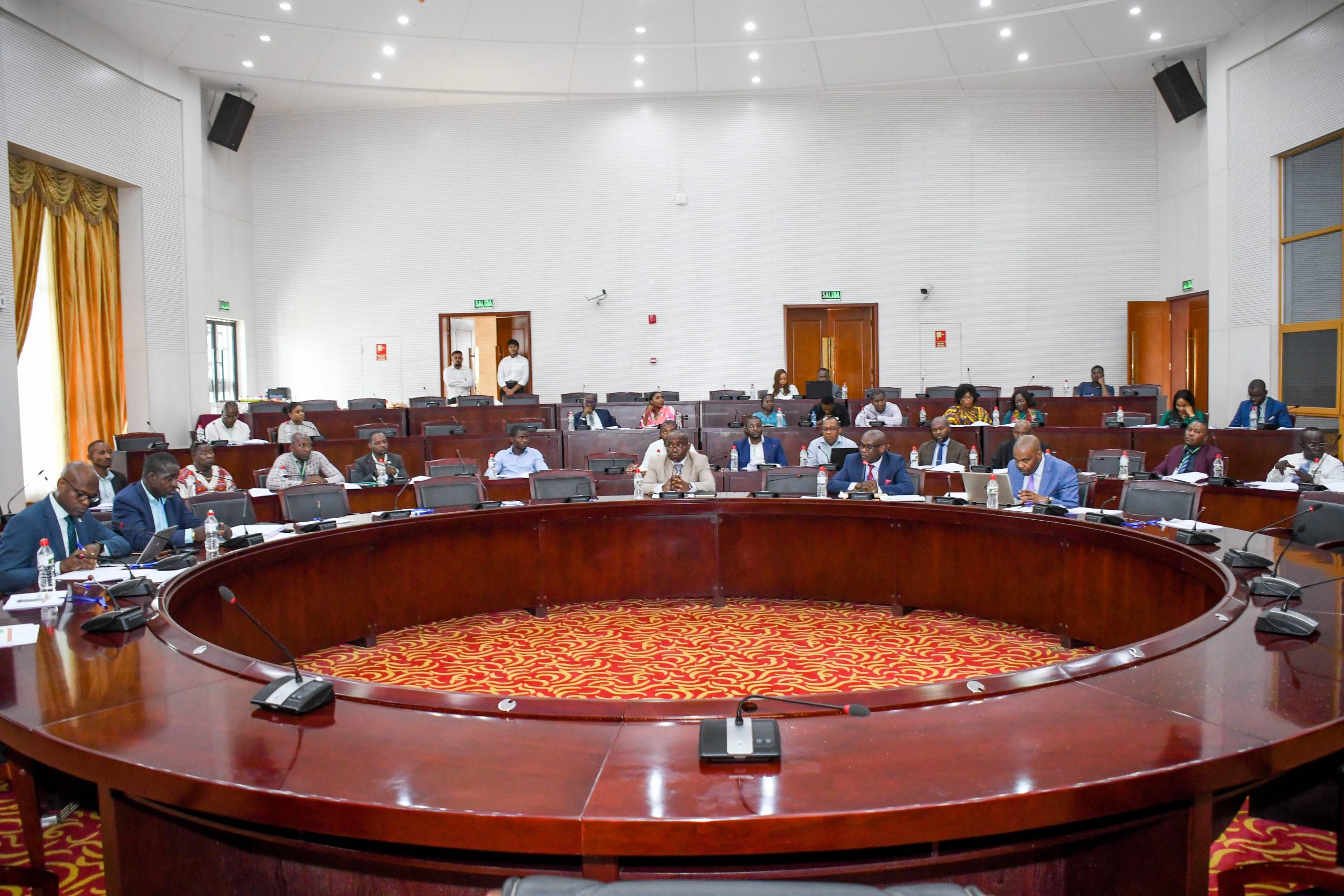 SEMINARIO TALLER DE CAPACITACIÓN COMPLEMENTARIA SOBRE LA NUEVA ESTRUCTURA DE PRECIOS DE PRODUCTOS REFINADOSEN GUINEA ECUATORIAL