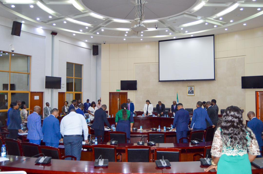 CLAUSURA DE LAS REUNIONES DE LAS CONFERENCIAS PRESUPUESTARIAS PARA EL EJERCICIO 2024 EN EL MINISTERIO DE HACIENDA Y PRESUPUESTOS
