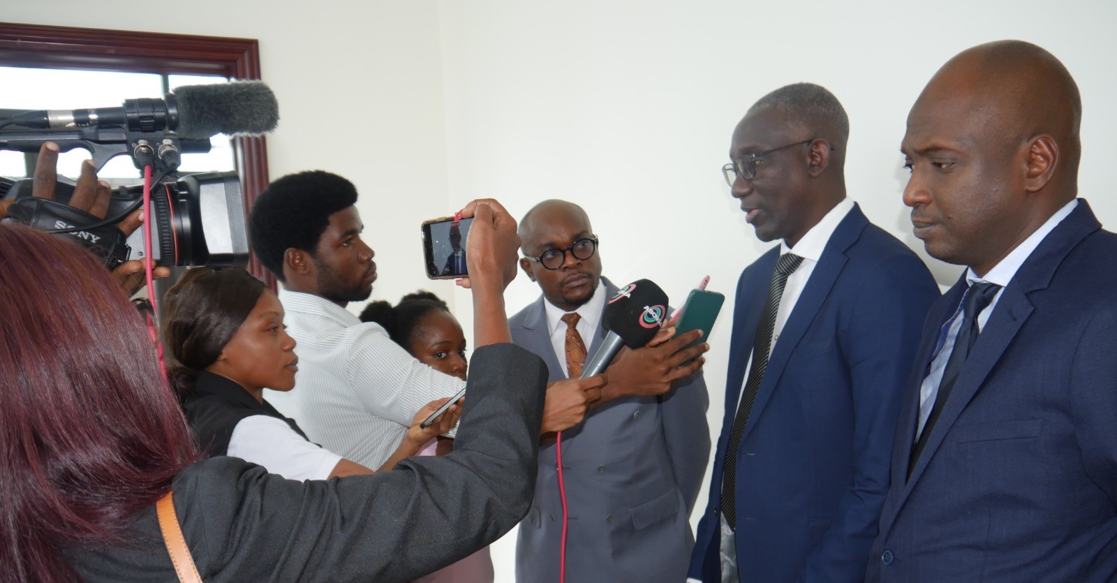 EL MINISTERIO DE HACIENDA PRESIDE LA CEREMONIA DE APERTURA DEL TALLER DE REVISIÓN DE PROYECTOS FINANCIADOS POR EL BANCO AFRICANO DE DESARROLLO EN GUINEA ECUATORIAL
