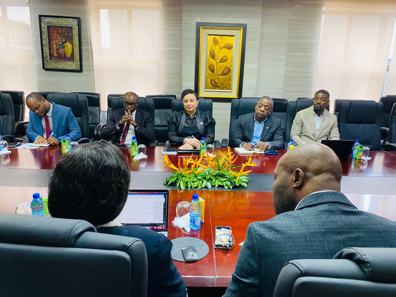 EL MINISTERIO DE HACIENDA SE REÚNE CON LA FUNDACIÓN AFRICANA PARA EL DESARROLLO DE CAPACIDADES (ACBF) PARA EVALUAR EL PROGRAMA DE FORMACIÓN EN GESTIÓN DE POLÍTICAS ECONÓMICAS (GPE)