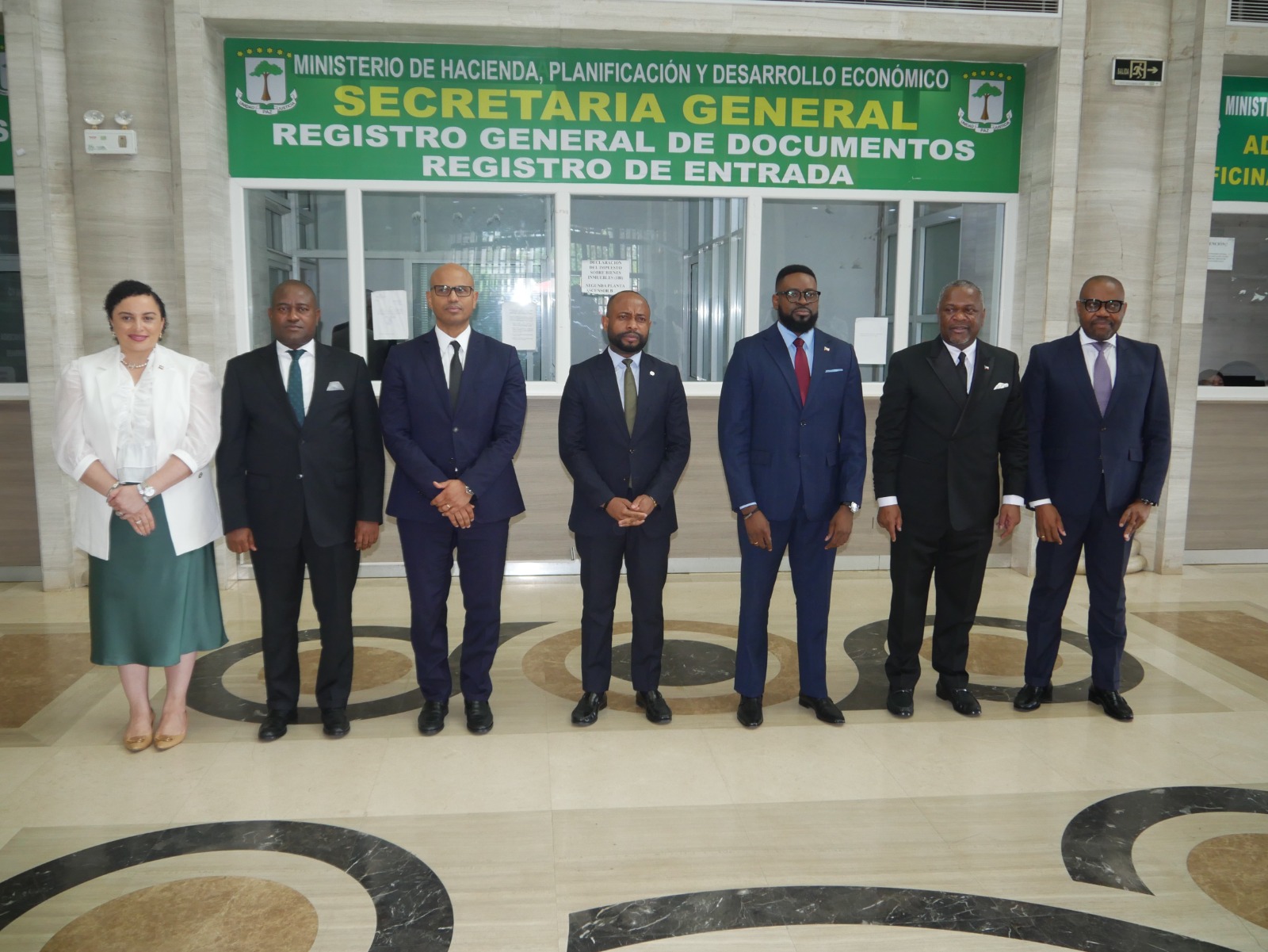 EL MINISTERIO DE HACIENDA CELEBRA EL ACTO DE TRASPASO DE CARTERAS Y ENTREGA DE DESPACHOS BAJO LA PRESIDENCIA DEL VICEPRIMER MINISTRO DEL GOBIERNO