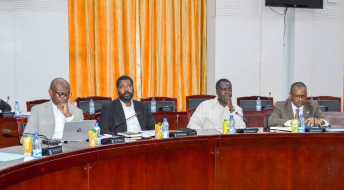 CONSEJO DIRECTIVO EN EL MINISTERIO DE HACIENDA