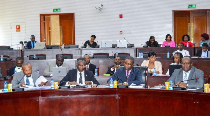 CONTINÚAN LAS REUNIONES DE LAS CONFERENCIAS PRESUPUESTARIAS PARA EL EJERCICIO 2024 EN EL MINISTERIO DE HACIENDA Y PRESUPUESTOS