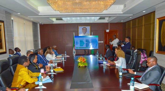 REUNIÓN DE APERTURA DE LA MISIÓN DE FMI