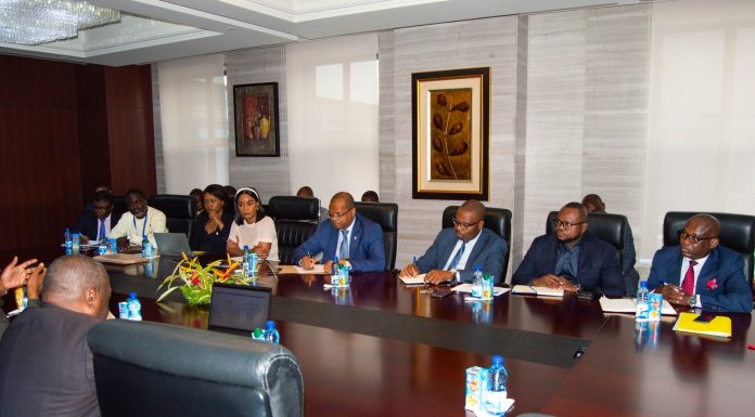 REUNIÓN DEL MINISTRO DE HACIENDA Y PRESUPUESTOS CON LA MISIÓN DE ASISTENCIA SOBRE LA CLASIFICACIÓN FUNCIONAL DEL GASTO PÚBLICO