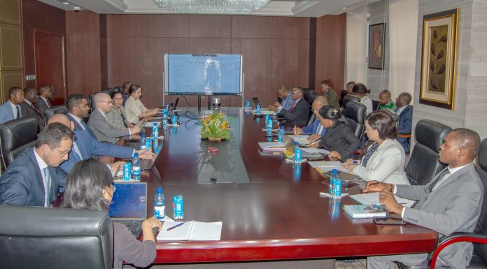 LOS EXPERTOS DEL FMI PRESENTAN LOS RESULTADOS PRELIMINARES DE LA MISIÓN A LOS MIEMBROS DEL GOBIERNO