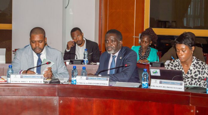 REUNIÓN DEL CONSEJO DIRECTIVO EN EL MINISTERIO DE HACIENDA Y PRESUPUESTOS