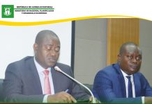 EL SECRETARIO DE ESTADO DE HACIENDA ENCARGADO DE IMPUESTOS SE REÚNE CON LOS ESTABLECIMIENTOS TURÍSTICOS PARA ABORDAR SOBRE LAS NUEVAS TASAS FISCALES